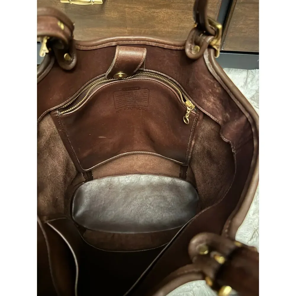 Rich Chocolate Brown Coach Vintage Legacy Large Shopper - Picture 9 of 9